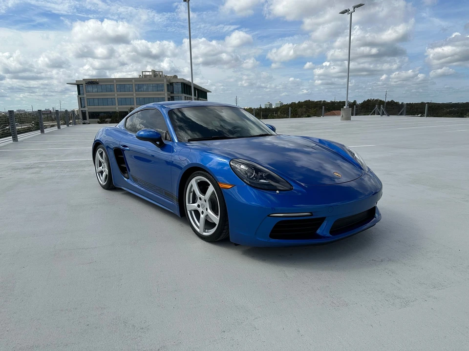 2017 Porsche 718 Cayman - Image 7 of 24