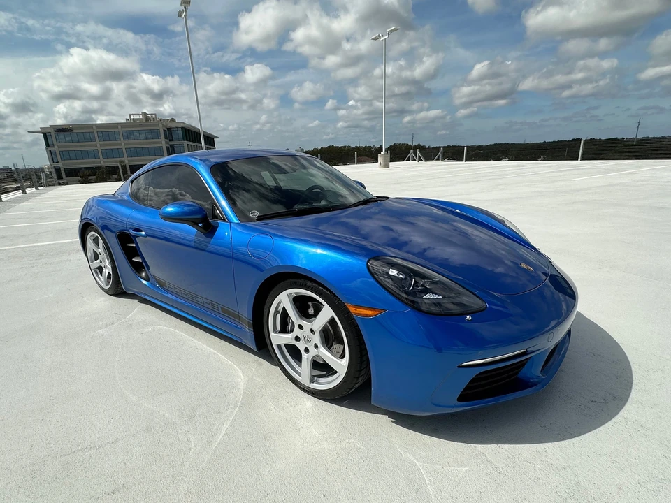 2017 Porsche 718 Cayman - Image 13 of 24