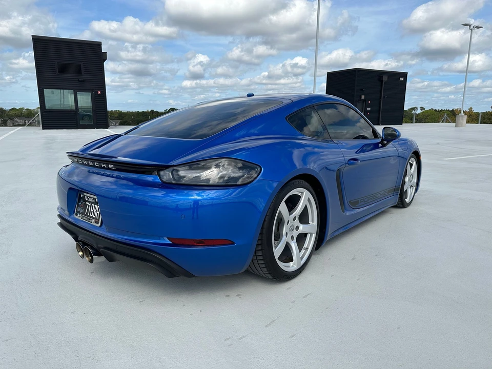 2017 Porsche 718 Cayman - Image 6 of 24