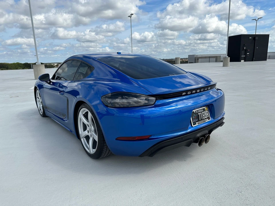 2017 Porsche 718 Cayman - Image 9 of 24
