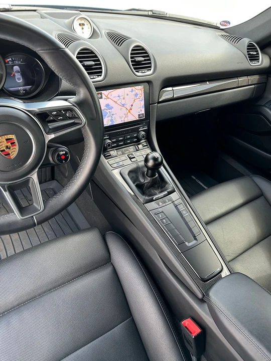 2017 Porsche 718 Cayman - Image 20 of 24