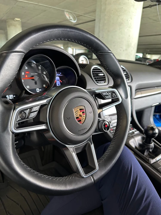 2017 Porsche 718 Cayman - Image 21 of 24