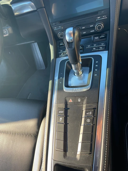 2017 Porsche 718 Cayman - Image 14 of 17