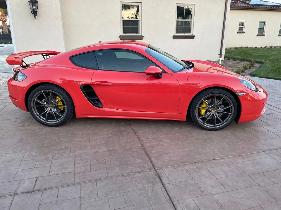 2017 Porsche 718 Cayman - Image 4 of 17