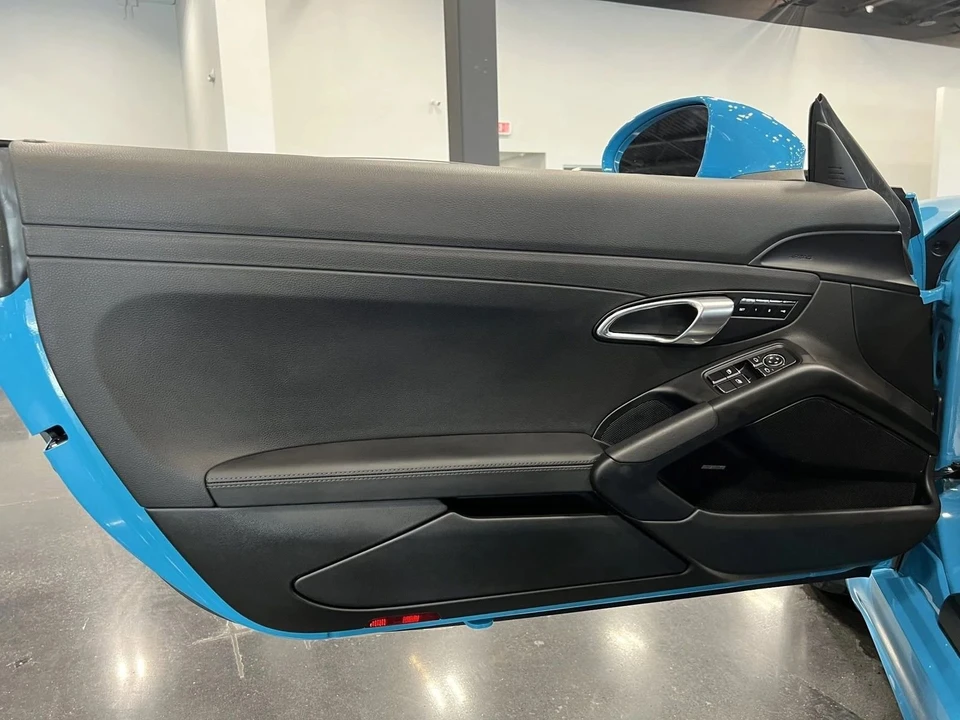 2017 Porsche 718 Cayman S - Image 3 of 18