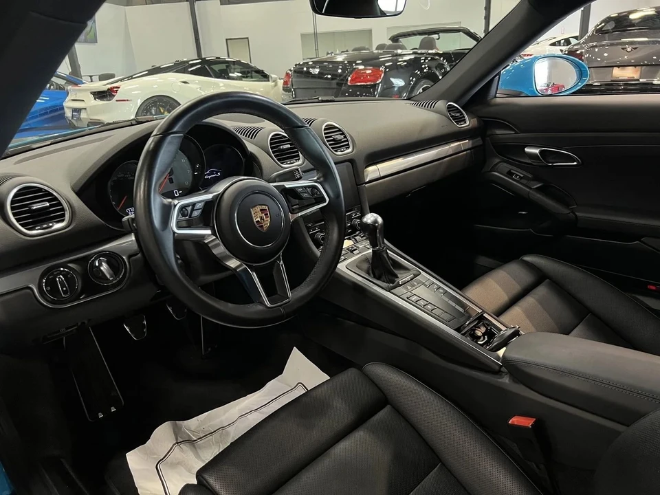 2017 Porsche 718 Cayman S - Image 9 of 18