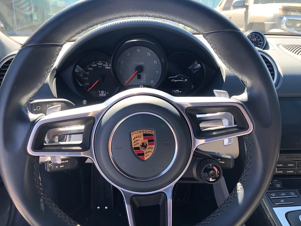 2017 Porsche 718 Cayman S - Image 2 of 5