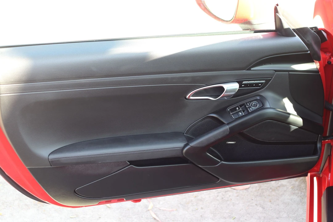 2017 Porsche 718 Cayman S - Image 6 of 10