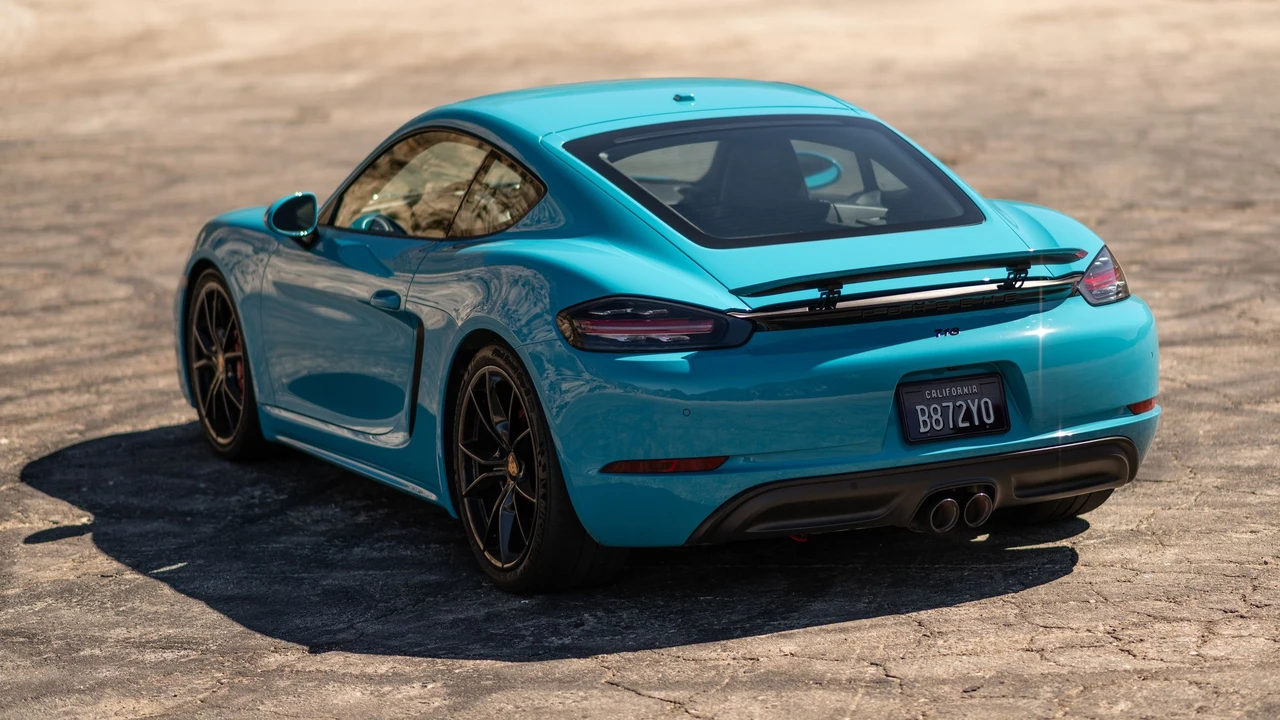 2017 Porsche 718 Cayman S - Image 2 of 11