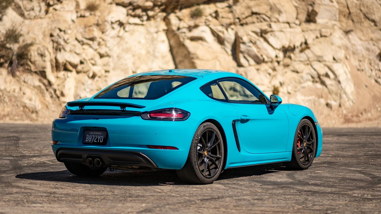 2017 Porsche 718 Cayman S - Image 4 of 11