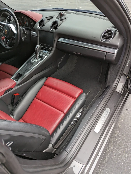 2017 Porsche 718 Cayman S - Image 8 of 23