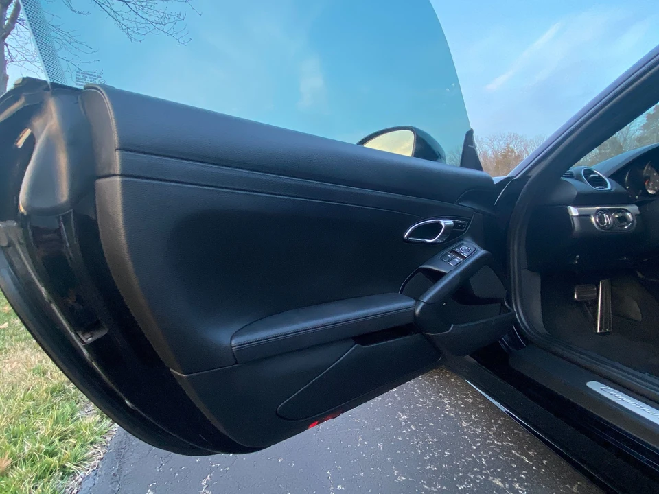 2017 Porsche 718 Cayman S - Image 13 of 31