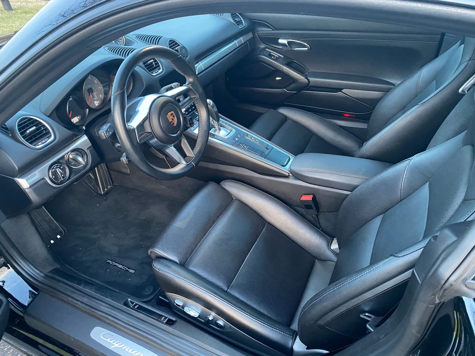 2017 Porsche 718 Cayman S - Image 6 of 31