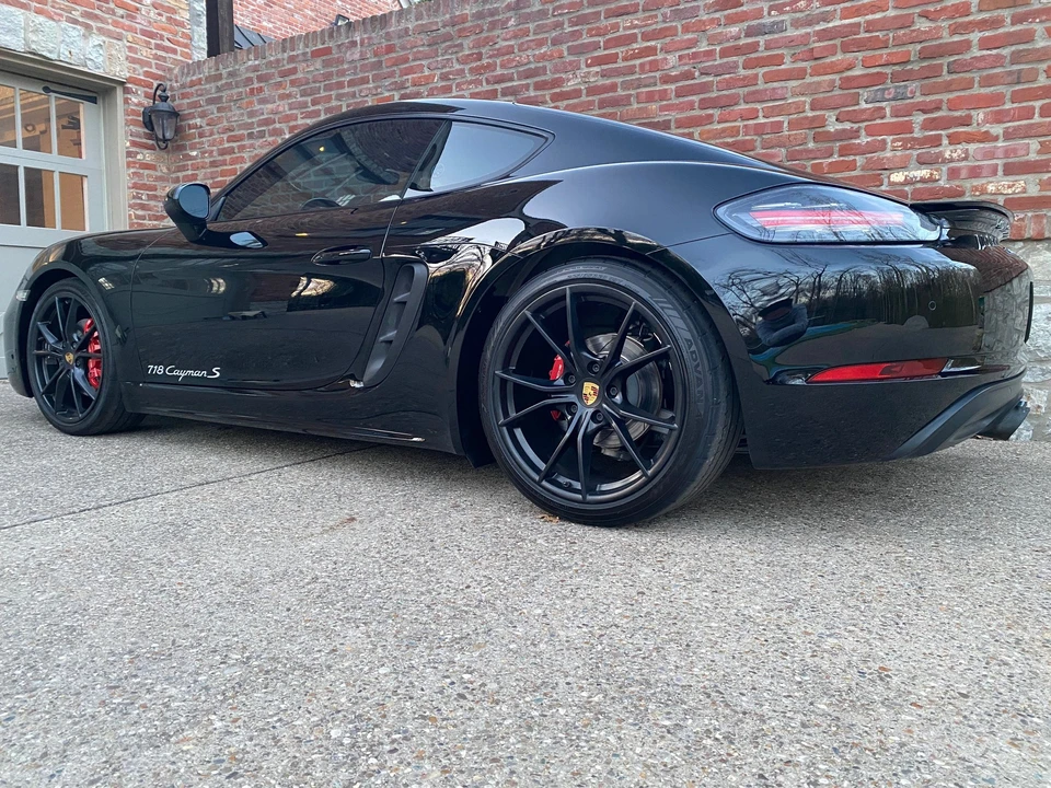 2017 Porsche 718 Cayman S - Image 26 of 31