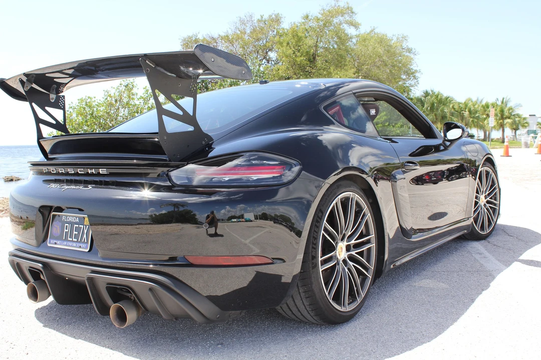 2017 Porsche 718 Cayman S - Image 2 of 17