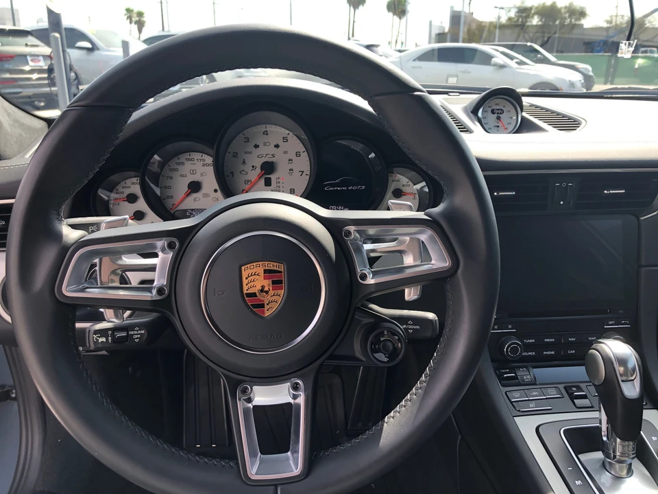 2017 Porsche 991 Targa 4 GTS - Image 7 of 9