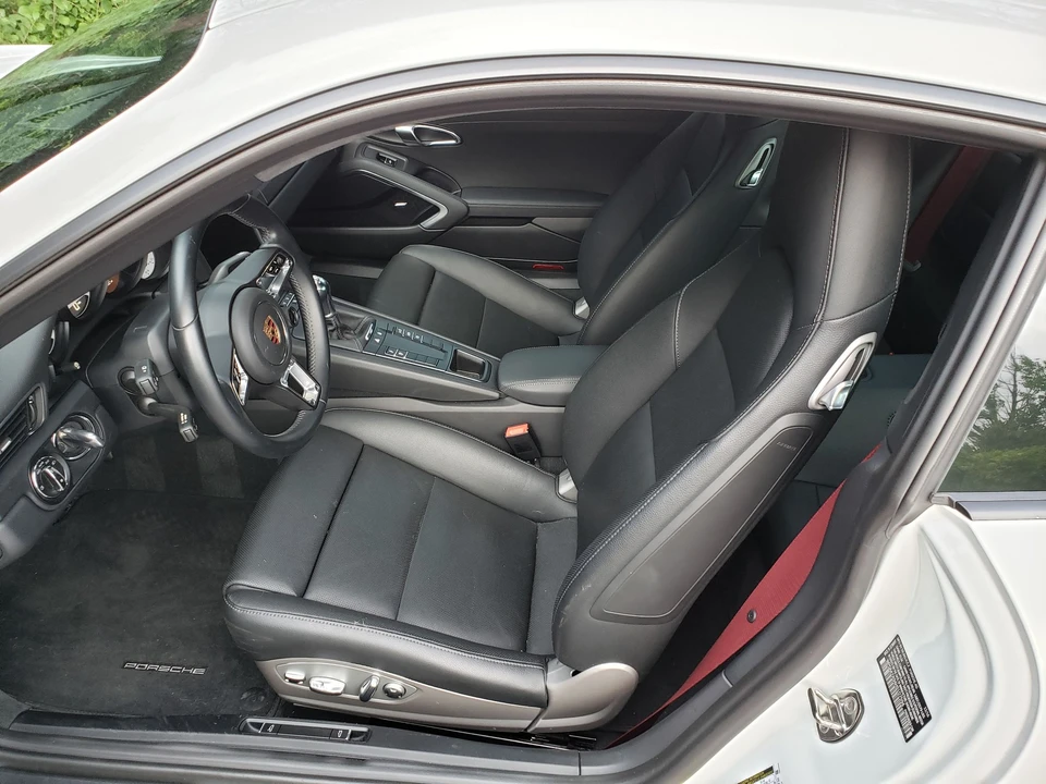2017 Porsche 991 Carrera - Image 17 of 20