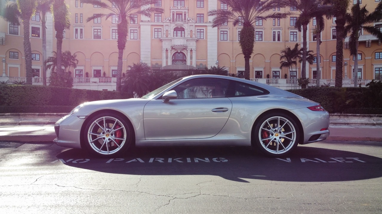 2017 Porsche 991 Carrera S - Image 2 of 2