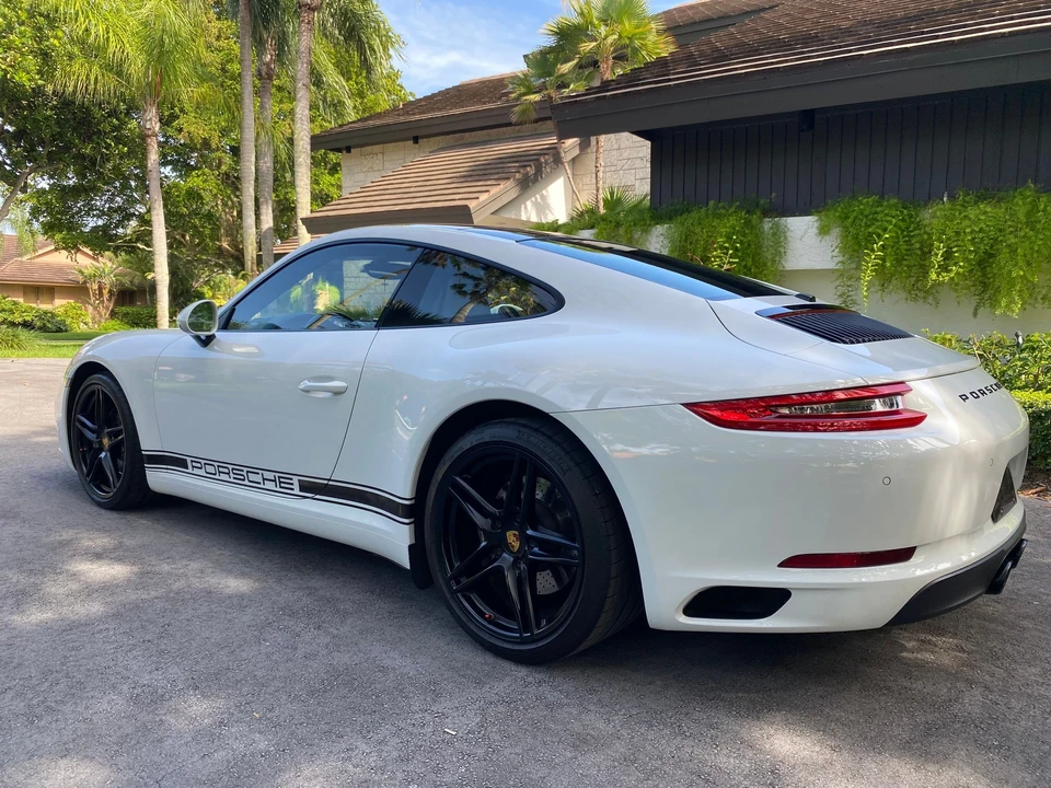 2017 Porsche 991 Carrera - Image 6 of 16