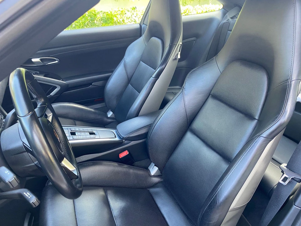 2017 Porsche 911 - Image 12 of 16