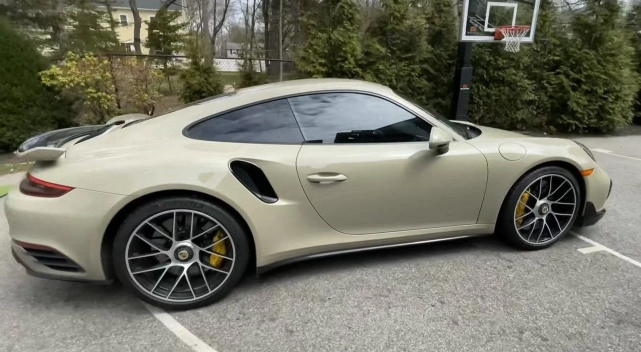 2017 Porsche 991 Turbo S - Image 24 of 28