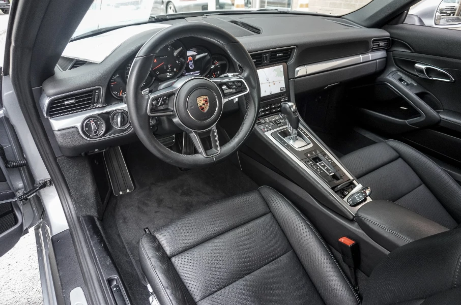 2017 Porsche 991 Carrera - Image 10 of 19
