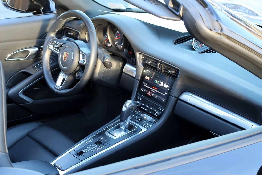 2017 Porsche 991 Carrera 4S - Image 8 of 11
