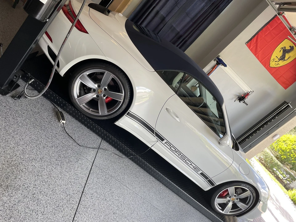 2017 Porsche 991 Carrera 4S - Image 4 of 23