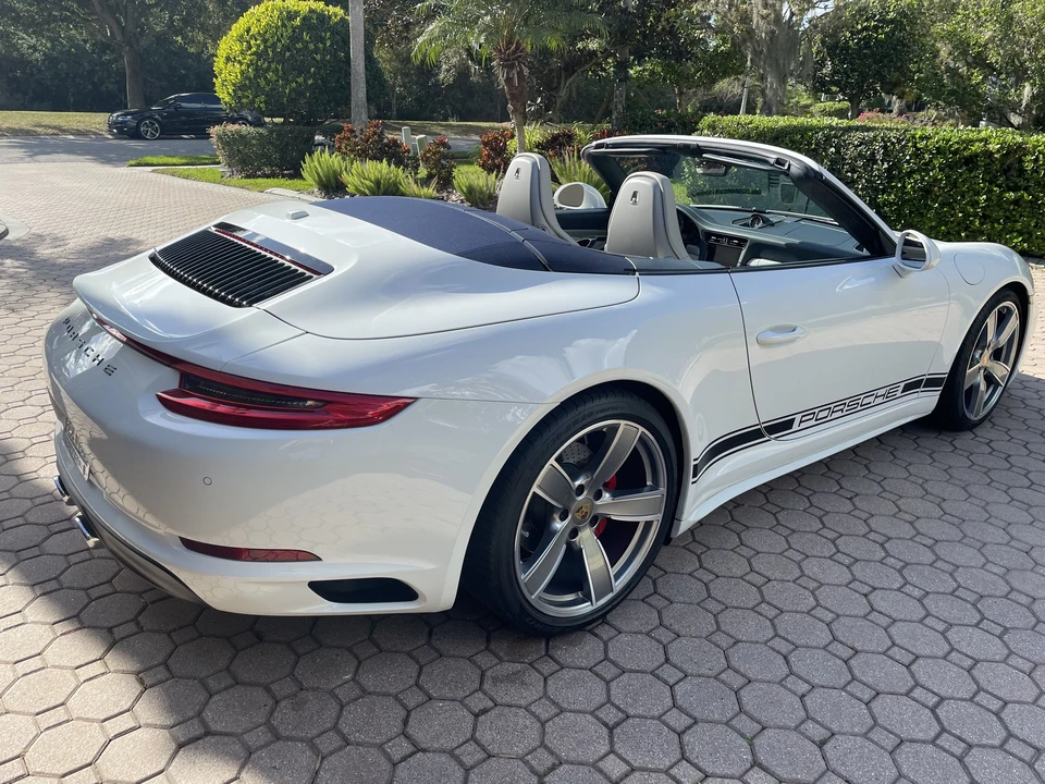2017 Porsche 991 Carrera 4S - Image 13 of 23