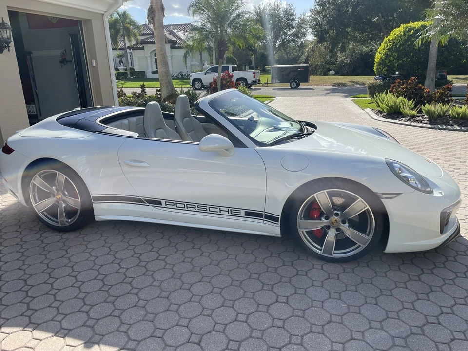 2017 Porsche 991 Carrera 4S - Image 9 of 23