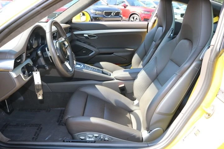 2017 Porsche 991 Carrera 4S - Image 9 of 23
