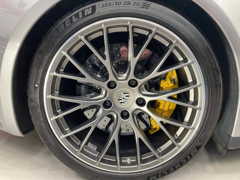 2017 Porsche 991 Carrera 4S - Image 18 of 31