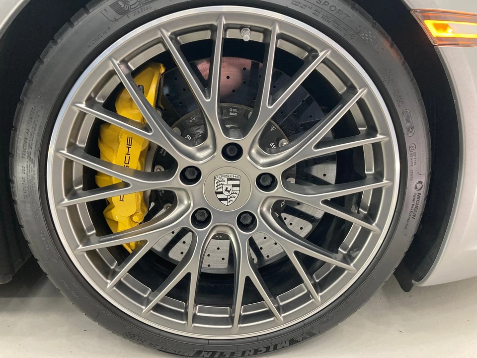 2017 Porsche 991 Carrera 4S - Image 19 of 31