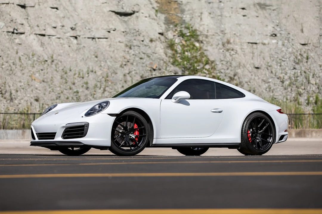 2017 Porsche 991 Carrera 4S - Image 9 of 31