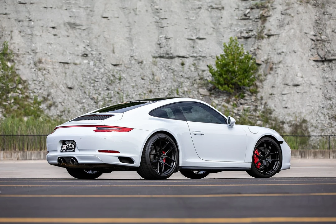 2017 Porsche 991 Carrera 4S - Image 15 of 31