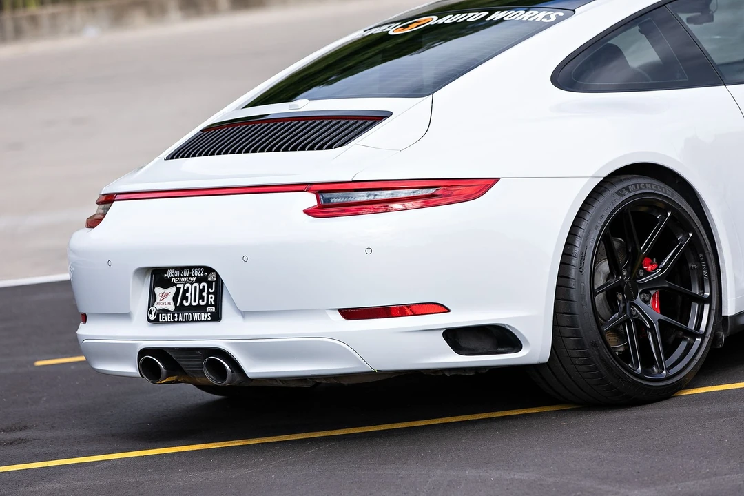 2017 Porsche 991 Carrera 4S - Image 16 of 31