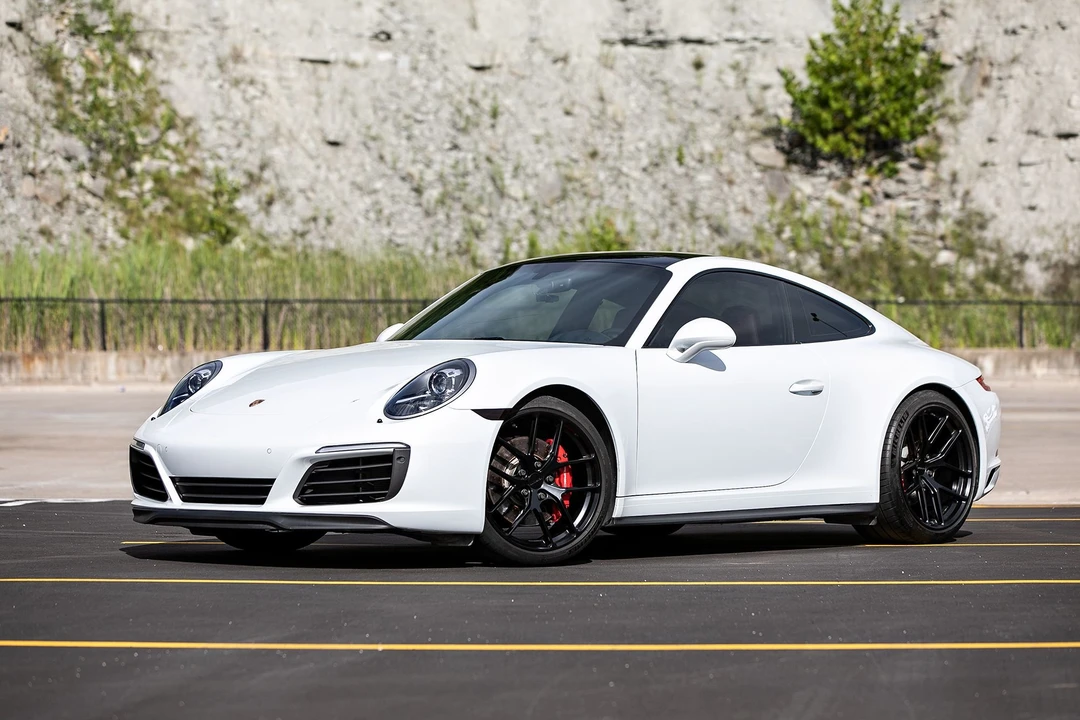 2017 Porsche 991 Carrera 4S - Image 8 of 29