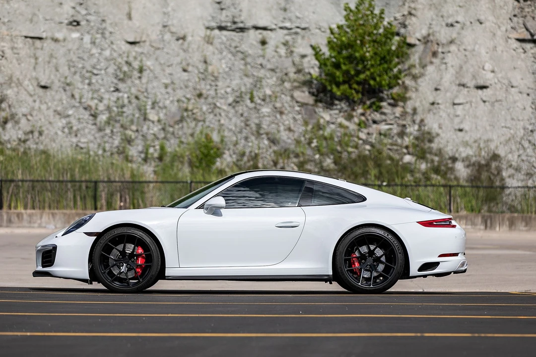 2017 Porsche 991 Carrera 4S - Image 12 of 29