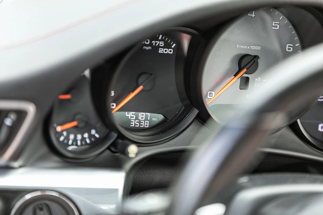 2017 Porsche 991 Carrera 4S - Image 25 of 29
