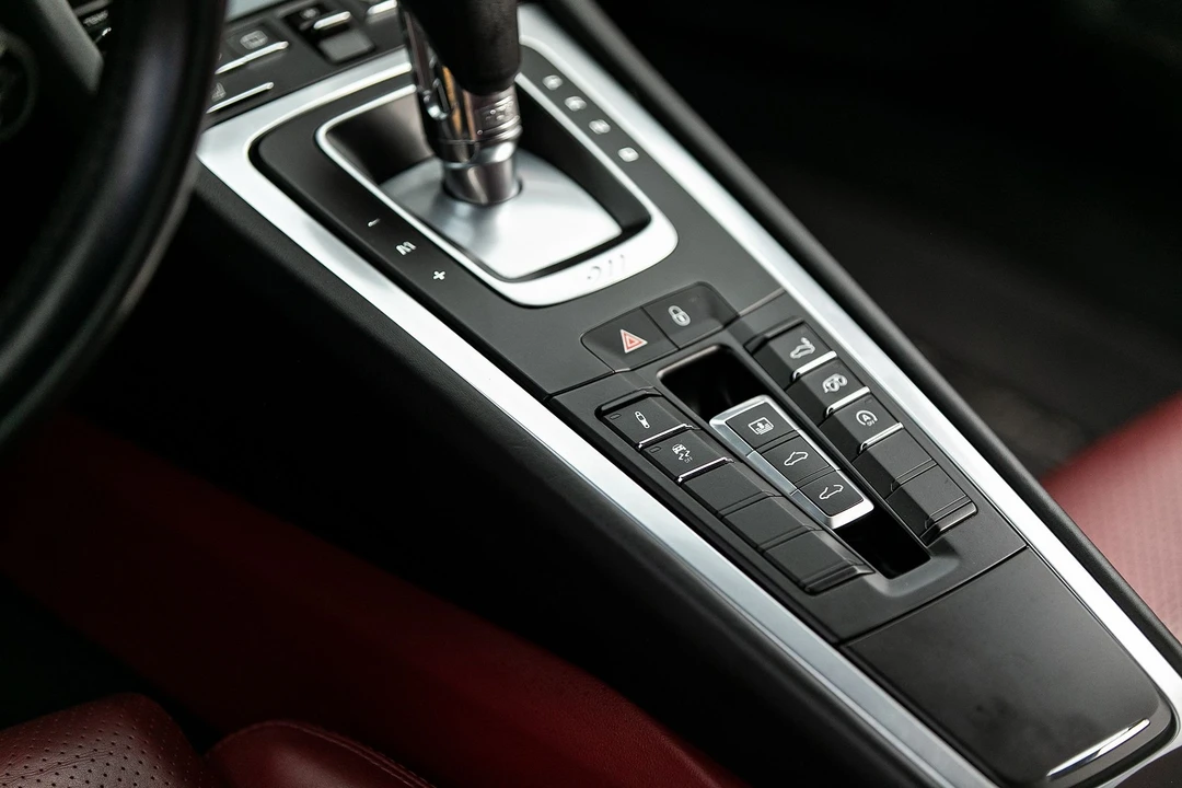 2017 Porsche 991 Carrera 4S - Image 27 of 29