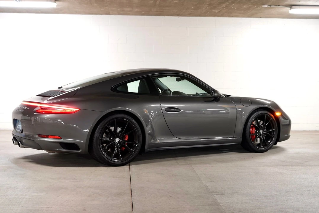 2017 Porsche 991 Carrera 4S - Image 3 of 4