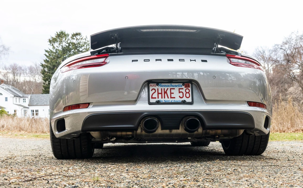 2017 Porsche 991 Carrera GTS - Image 6 of 19