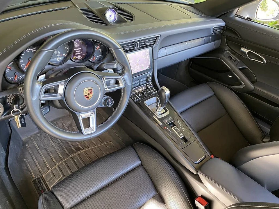 2017 Porsche 991 Carrera GTS - Image 11 of 17