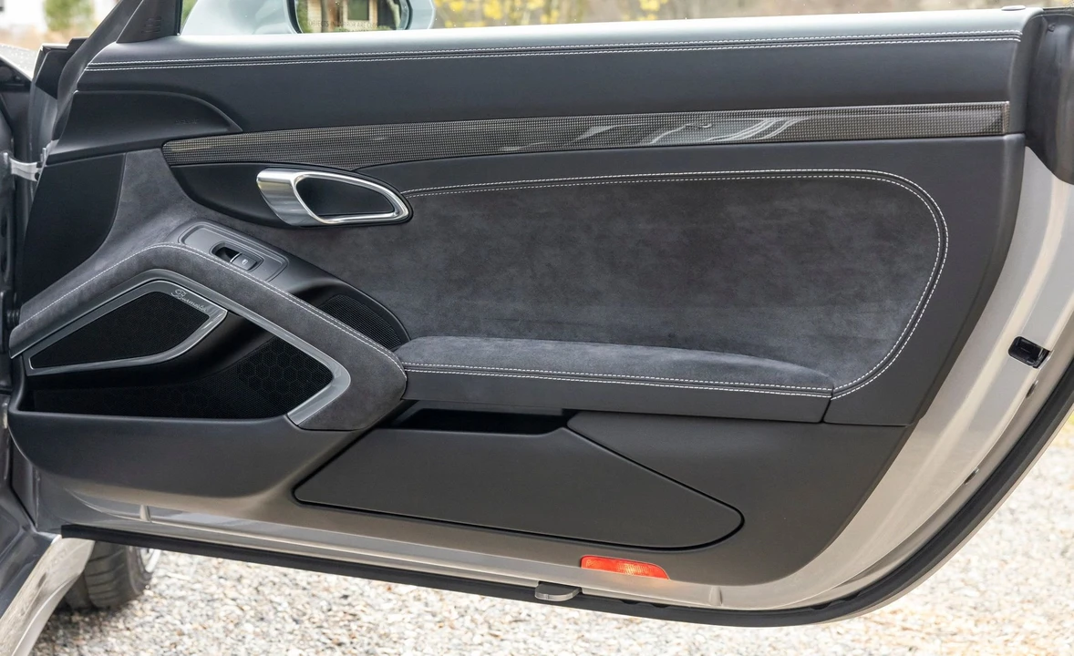 2017 Porsche 991 Carrera GTS - Image 8 of 16