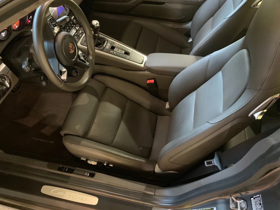 2017 Porsche 911 - Image 4 of 7