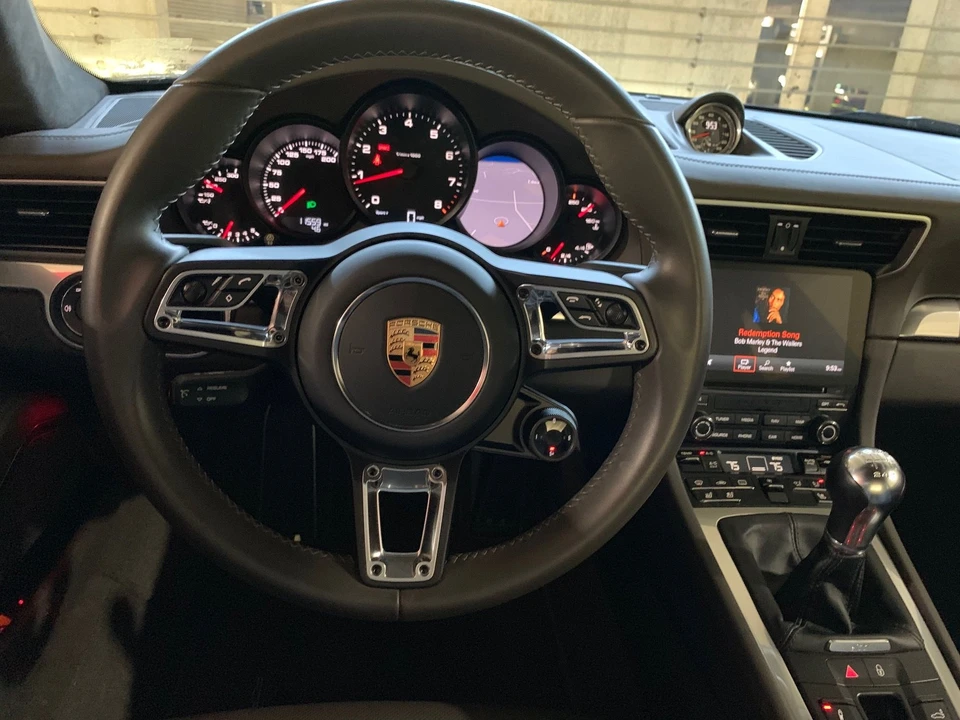 2017 Porsche 911 - Image 3 of 7