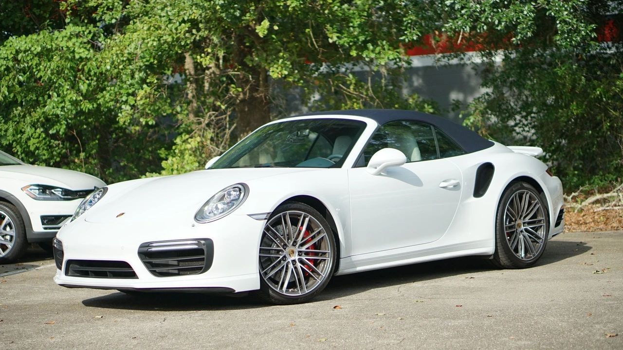 2017 Porsche 991 Turbo - Image 6 of 17
