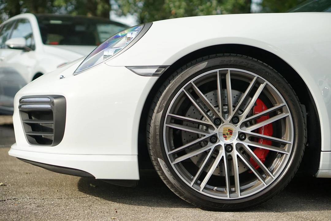 2017 Porsche 991 Turbo - Image 2 of 17