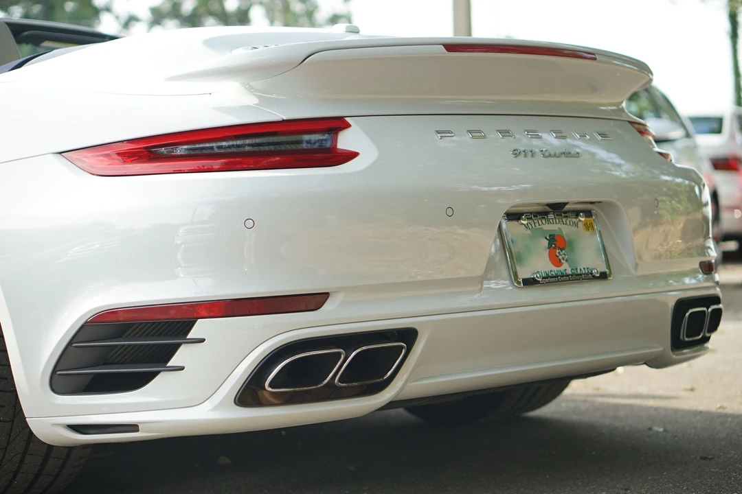 2017 Porsche 991 Turbo - Image 4 of 17