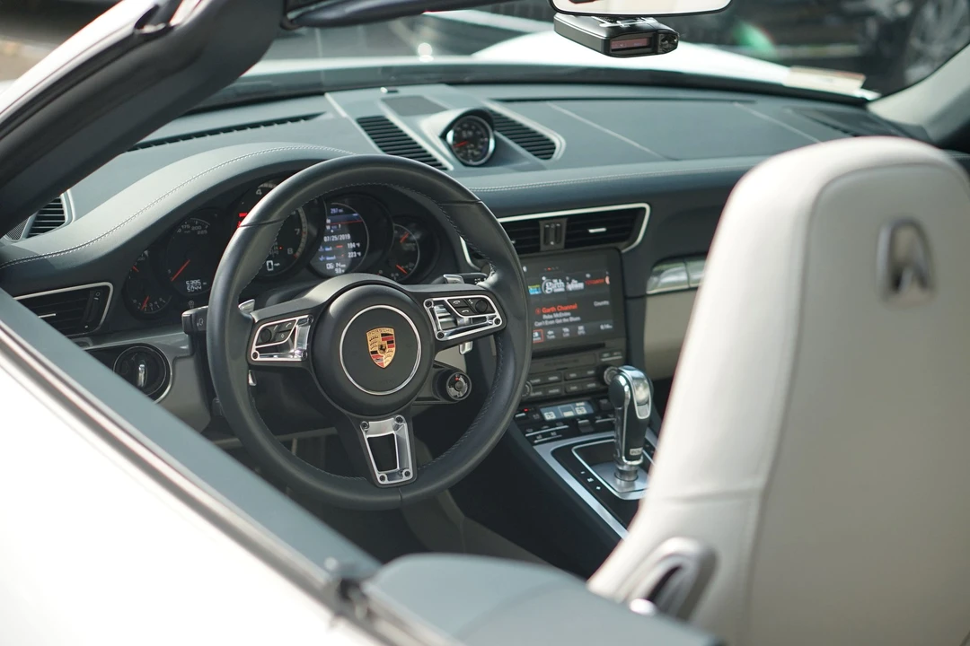 2017 Porsche 991 Turbo - Image 8 of 17